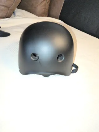 Casco Negro Protección Skate/Bici