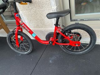 Bicicleta evolutiva Btwin con pedales