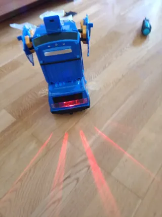 Robot Transformable Azul