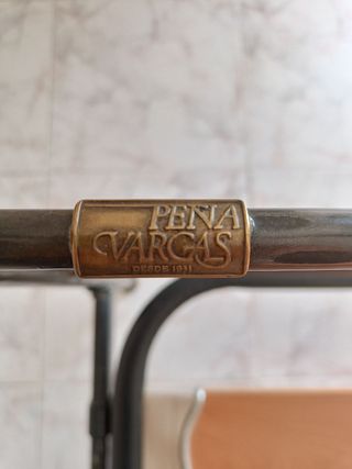 Conjunto de cama hierro forjado y banco pie