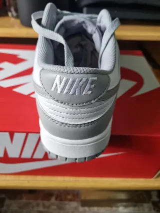 Nike Dunk Low Retro Hombre Gris Blanco