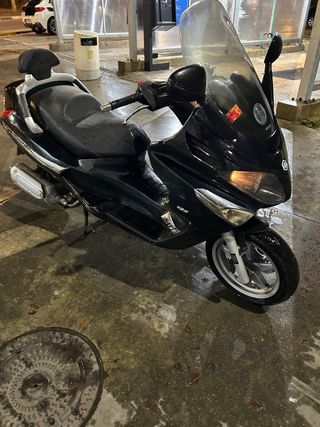 Piaggio X-Evo 125cc Negra