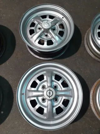 Llantas Opel clásico y llanta r12 y r18