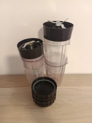 Set Frullatore con 4 Bicchieri, coperchi e Lame