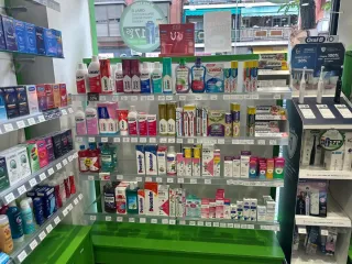 Estanterías Farmacia 3 Niveles (4 uds)