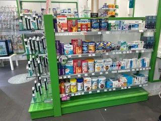 Estanterías Farmacia 3 Niveles (4 uds)
