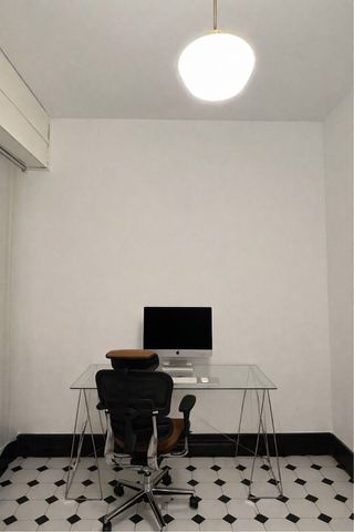 Escritorio cristal caballetes