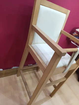 Trona de madera diseño