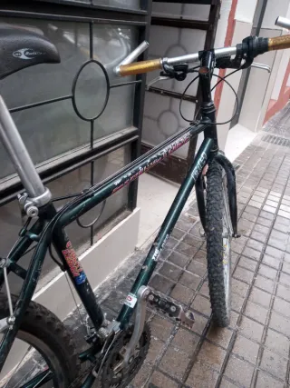 Bicicleta BH Adventure