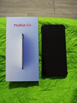 Nubia Air Negro/Rojo