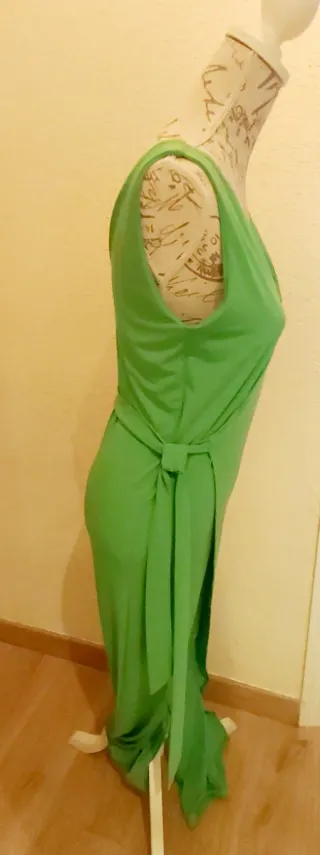 Mono verde largo,talla S.