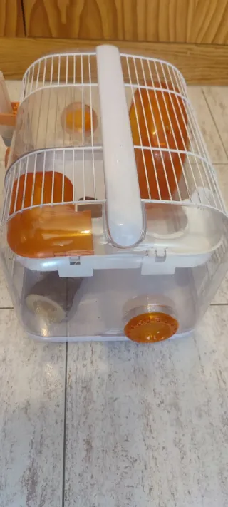 Jaula para hámster con accesorios