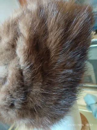 Jorro de mujer marrón y blanco 15.00 euros los dos