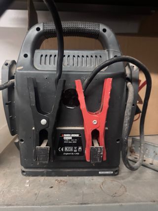 Cargador Batería Coche Black & Decker