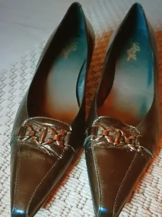 Zapatos de tacón mujer negros y plateados