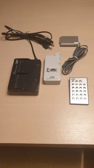 Videocámara JVC GR-DV X4