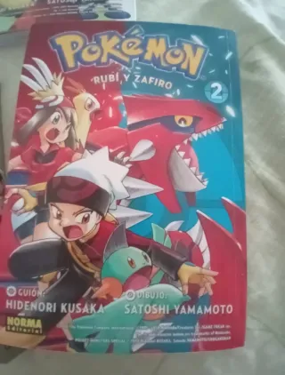 Lote 5 cómics Pokémon