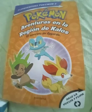 Lote 5 cómics Pokémon