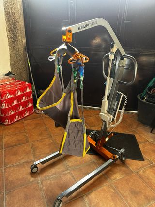 Grúa para personas con movilidad reducida