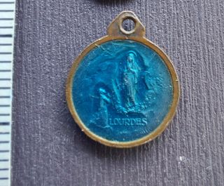Medalla Virgen Lourdes primer centenario 1958