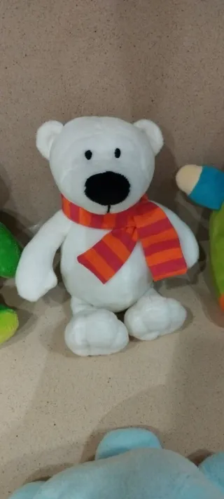 Lote 4 peluches pequeños NUEVOS