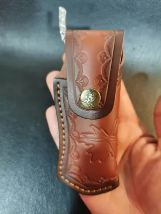 Navaja en acero damasco. NUEVO A ESTRENAR