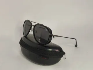 Gafas de Sol Negras con Plateado Polarizadas Retro