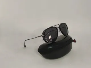 Gafas de Sol Negras con Plateado Polarizadas Retro