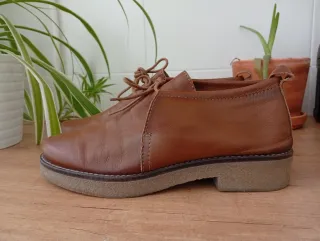 Zapatos de piel marrones talla 39