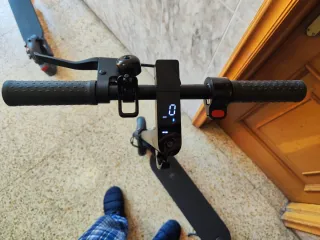 Dos Patinetes Eléctricos (Xiaomi scooter 2 pro)