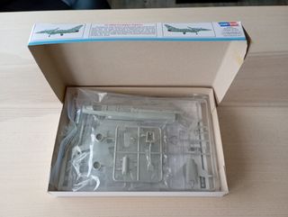 EUROFIGHTER Y CALCAS ESPAÑA H. BOSS 1/72 MAQUETA