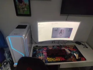 Torre Gamer + Monitor 31 Blanco