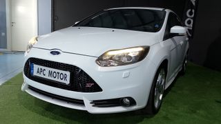 Ford Focus st 250cv 2014