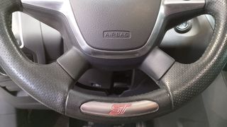 Ford Focus st 250cv 2014