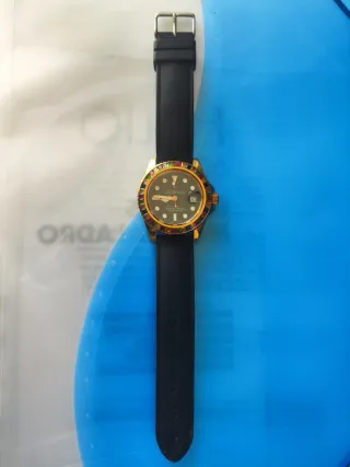 Reloj Rolex Oro y Multicolor