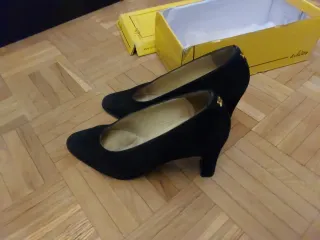 Zapatos de tacón Pierre Cardin negros