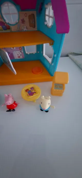 Casa de Peppa Pig con accesorios