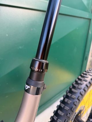 como NUEVA YT Decoy Bici Eléctrica de CARBONO