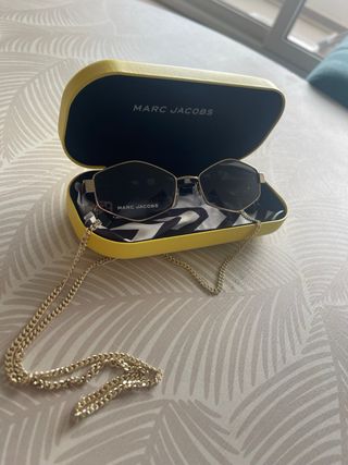 Gafas de sol Marc Jacobs doradas y negras