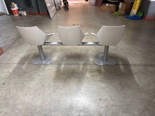 Módulo 3 sillas recepción 180cde ancho x 60cm fond