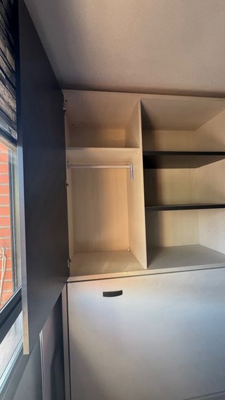 Mueble dormitorio con cama