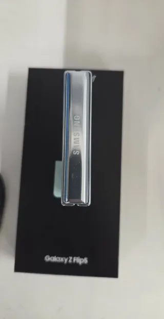 Samsung Galaxy Z Flip 5