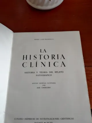La historia clínica.