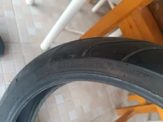 VFR 800 VTEC  Neumático Michelin 120/70/17