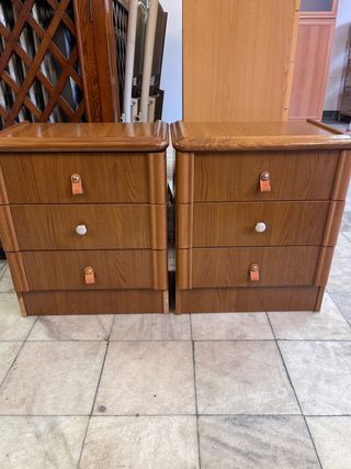 Mesitas de noche de madera (2 unidades)