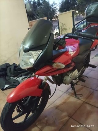 Honda CBF125 Roja