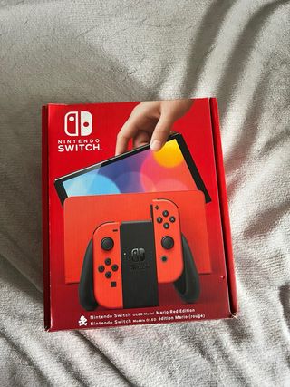 Nintendo Switch OLED Roja Casi Nueva