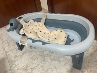 Bañera bebé con soporte plegable y acessorios