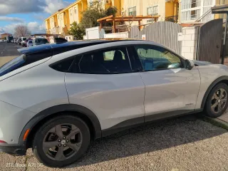 Ford Mustang Mach-E 2021