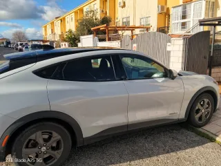 Ford Mustang Mach-E 2021